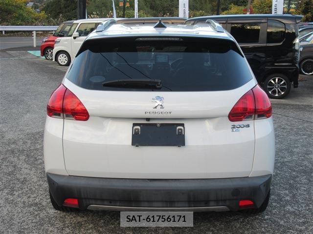 Peugeot 2008 2015-02 7802668-18