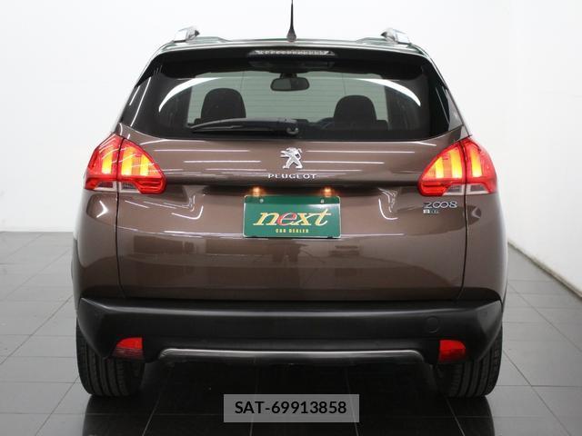Peugeot 2008 2014-05 7806743-13