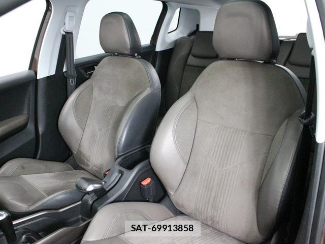 Peugeot 2008 2014-05 7806743-6