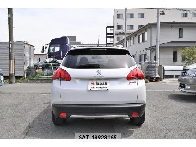 Peugeot 2008 2015-03 7806887-1