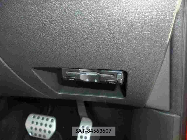 Peugeot 207 2008-03 7800804-9