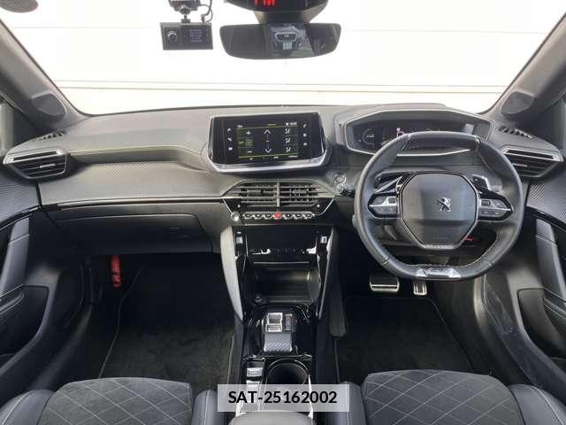 Peugeot 208 2023-03 7793730-2