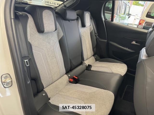 Peugeot 208 2021-02 7797885-17