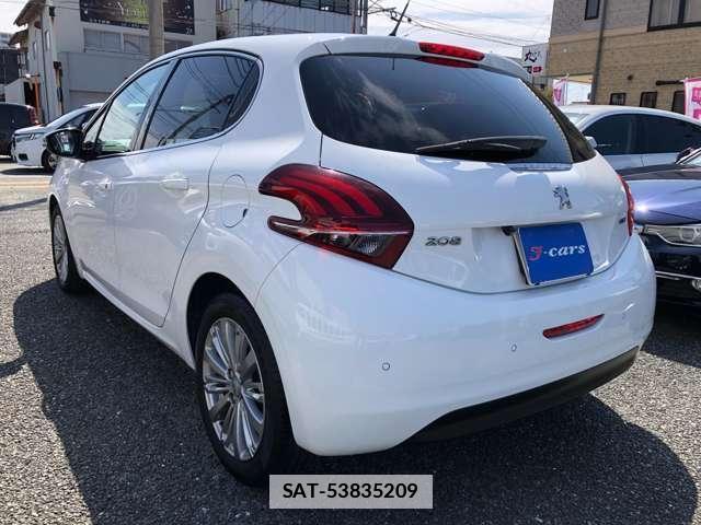 Peugeot 208 2017-05 7799695-15