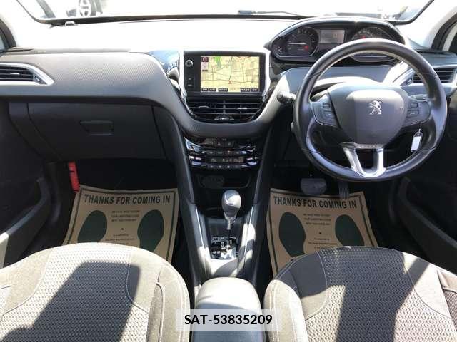Peugeot 208 2017-05 7799695-2