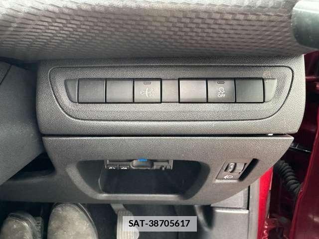 Peugeot 208 2017-07 7806396-9