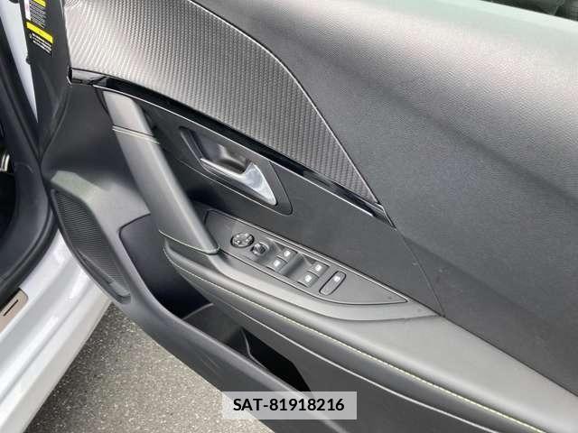 Peugeot 208 2021-07 7806397-4