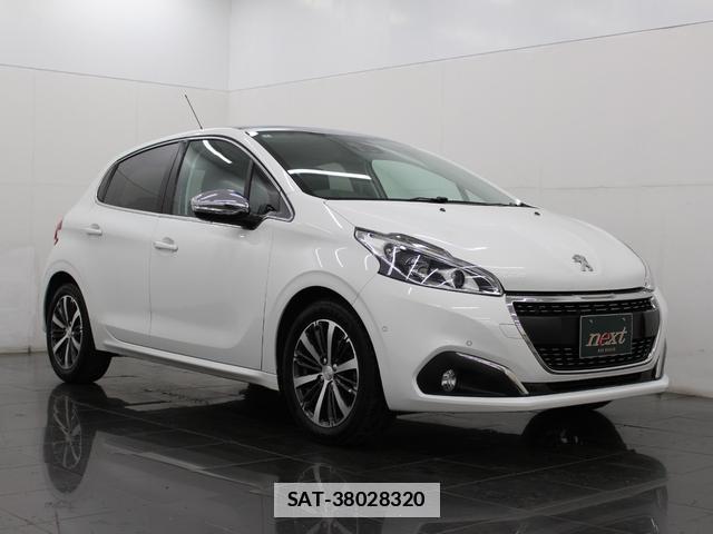 Peugeot 208 2018-09 7806765-12