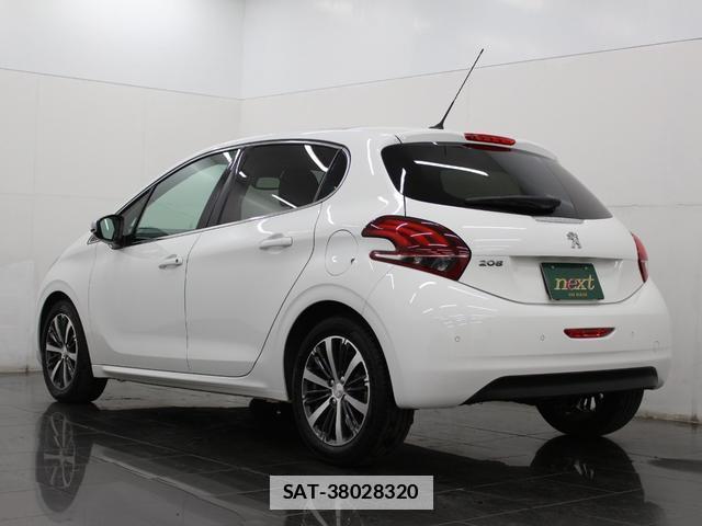 Peugeot 208 2018-09 7806765-13