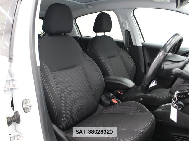 Peugeot 208 2018-09 7806765-8