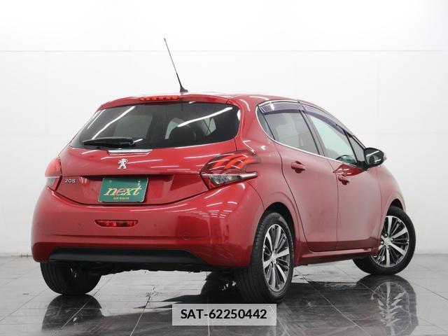 Peugeot 208 2018-05 7806769-1