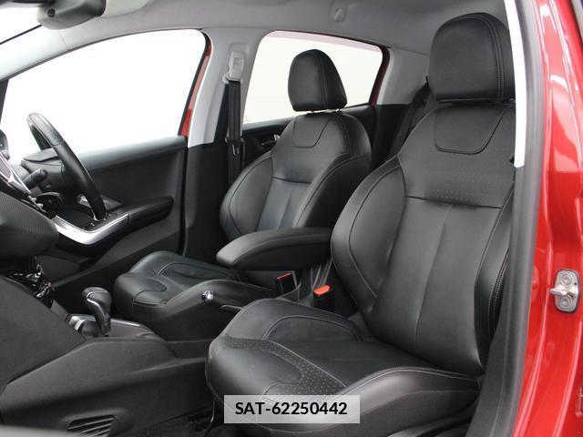 Peugeot 208 2018-05 7806769-10