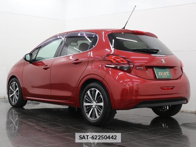 Peugeot 208 2018-05 7806769-13