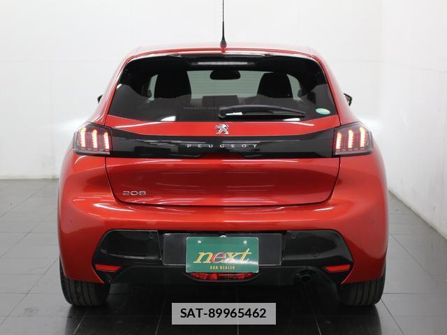Peugeot 208 2021-03 7806775-3