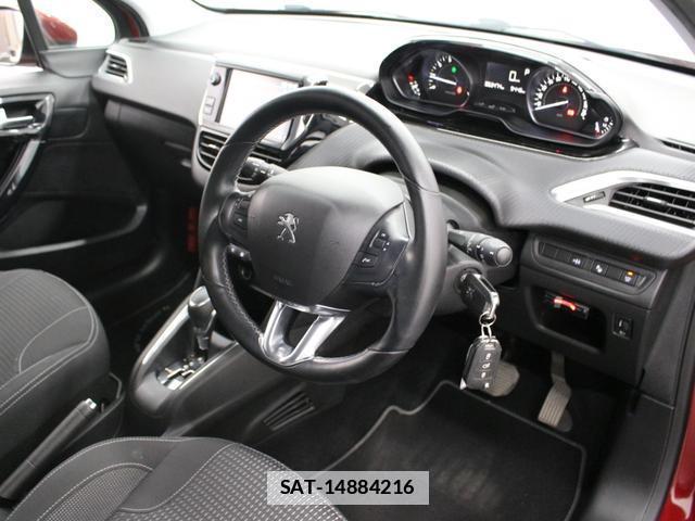 Peugeot 208 2020-01 7806781-8