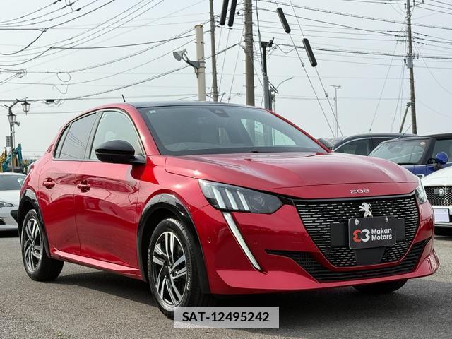Peugeot 208 2021-05 7808792-13