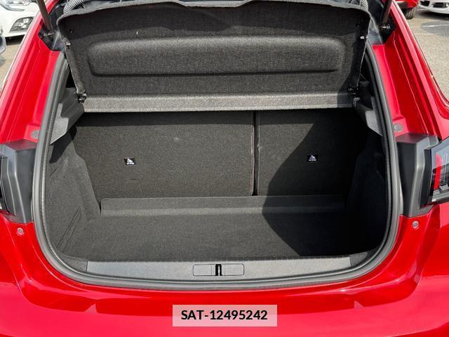 Peugeot 208 2021-05 7808792-15