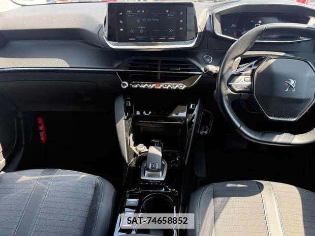 Peugeot 208 2021-01 7808793-19