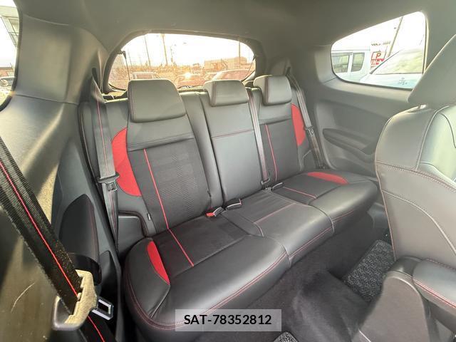 Peugeot 208 2013-10 7808814-6