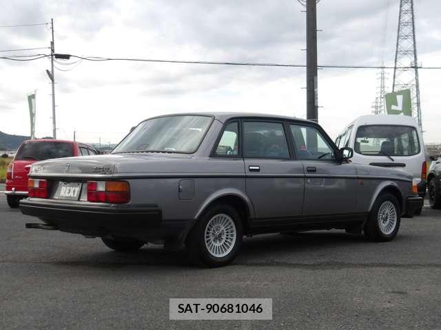 Volvo 240 1991-09 7804662-6
