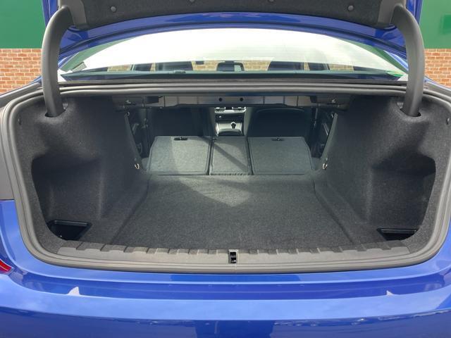 Bmw 3 SERIES 2019-06 7794871-15