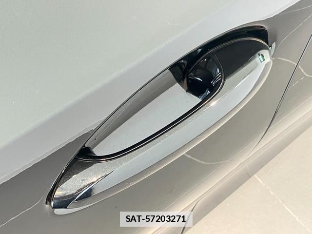 Bmw 3 SERIES 2021-12 7802307-18