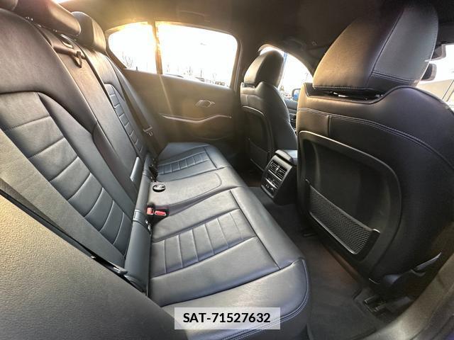 Bmw 3 SERIES 2019-02 7803605-15