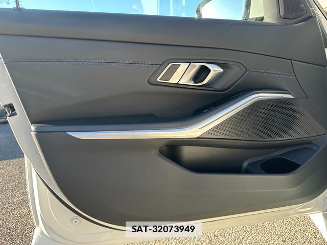 Bmw 3 SERIES 2020-06 7803609-9