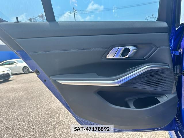 Bmw 3 SERIES 2019-05 7803620-13