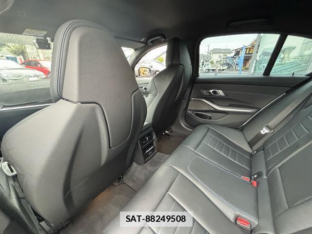 Bmw 3 SERIES 2021-08 7804163-3