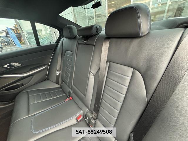 Bmw 3 SERIES 2021-08 7804163-4