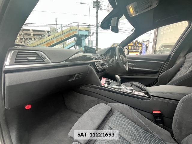 Bmw 3 SERIES 2018-03 7804169-1