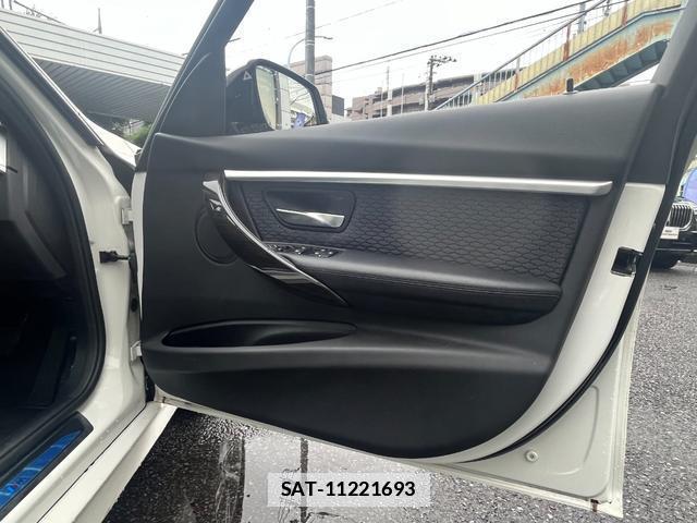 Bmw 3 SERIES 2018-03 7804169-9