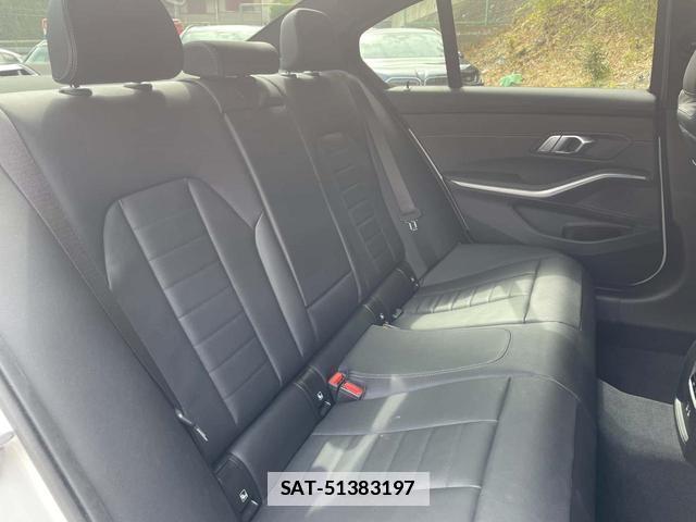 Bmw 3 SERIES 2023-04 7805055-14