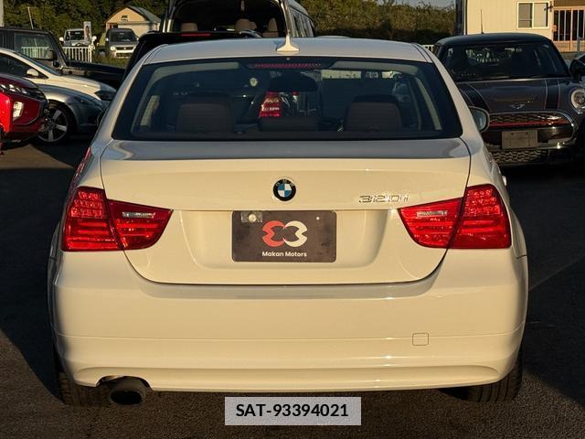 Bmw 3 SERIES 2010-08 7808768-10