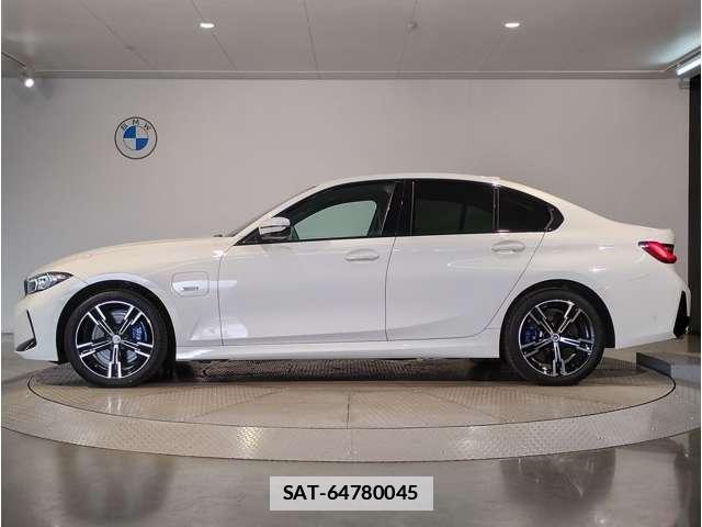 Bmw 3 SERIES 2023-06 7809734-11