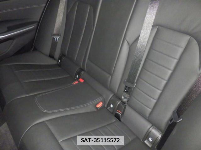 Bmw 3 SERIES 2019-04 7810412-3