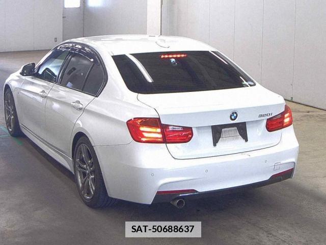 Bmw 3 SERIES 2015-06 7810957-1