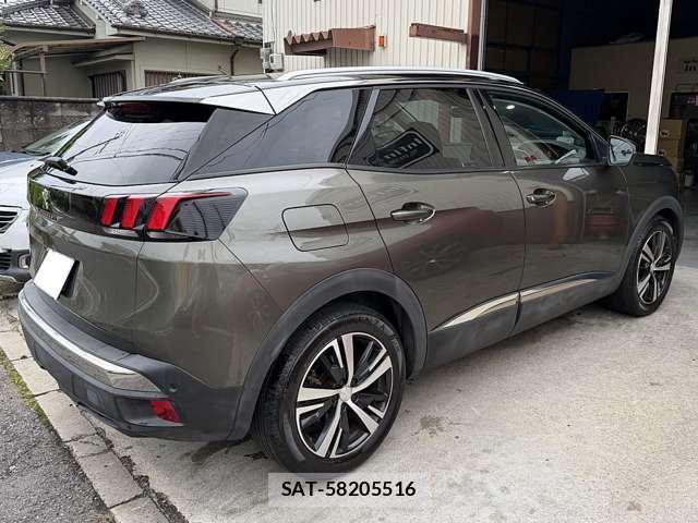 Peugeot 3008 2017-06 7797161-10