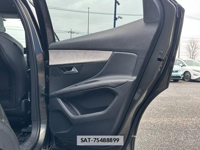 Peugeot 3008 2020-08 7803604-14