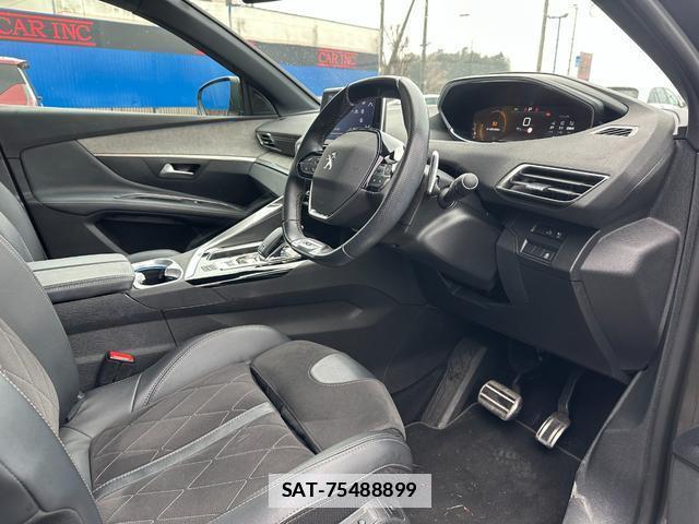 Peugeot 3008 2020-08 7803604-18