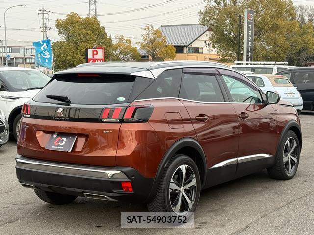 Peugeot 3008 2018-06 7808779-11
