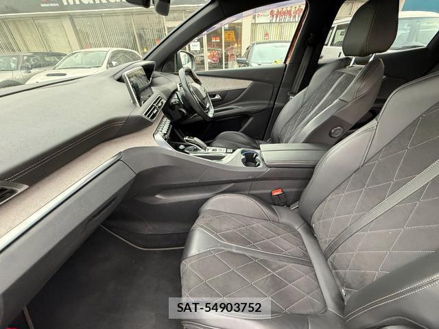 Peugeot 3008 2018-06 7808779-16