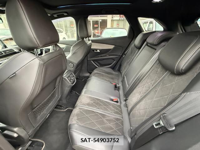 Peugeot 3008 2018-06 7808779-17