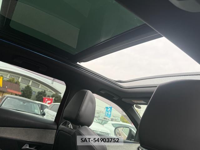 Peugeot 3008 2018-06 7808779-18