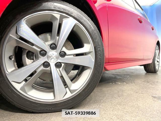 Peugeot 308 2019-06 7804951-11