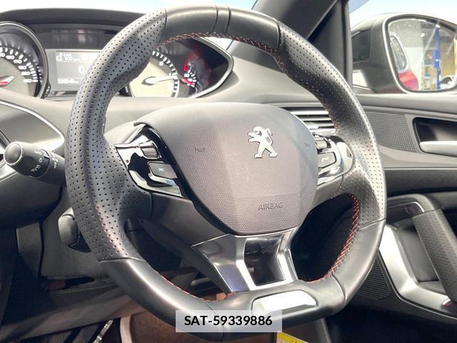 Peugeot 308 2019-06 7804951-12