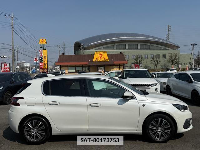 Peugeot 308 2021-02 7808789-12
