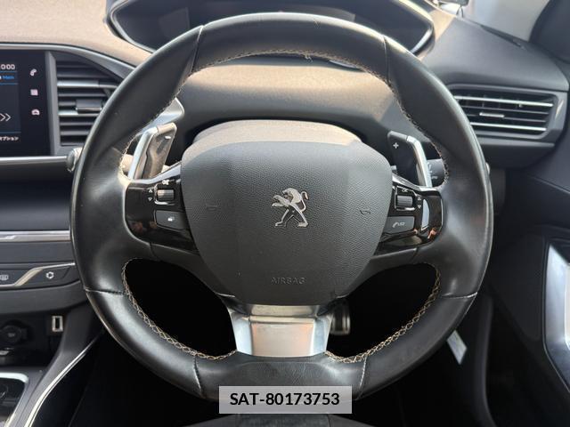 Peugeot 308 2021-02 7808789-18