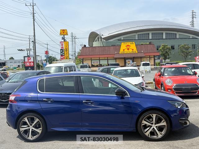 Peugeot 308 2015-11 7808811-12
